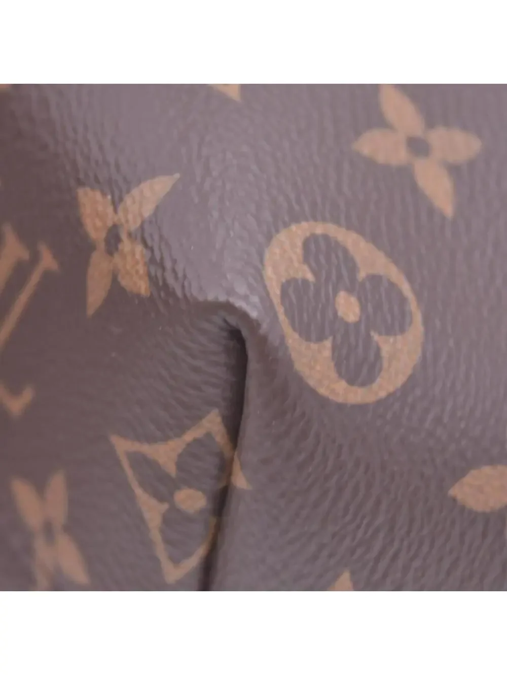 $3200 Louis Vuitton Monogram Montsouris BB